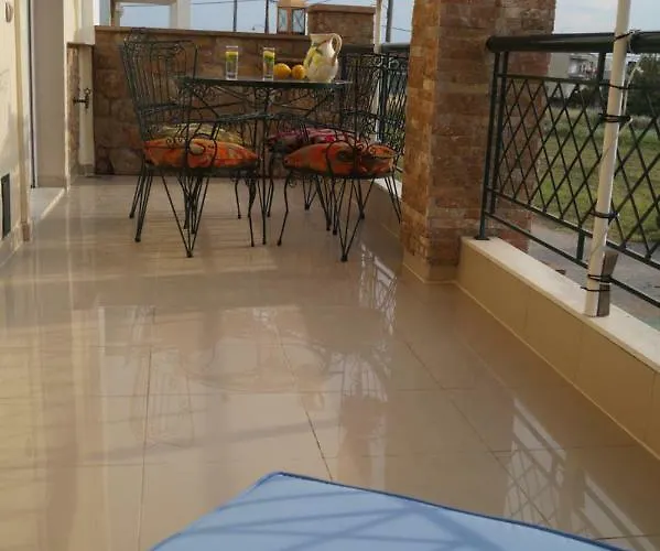 别墅 Infinite Blue, Horizon, Elegance, Hospitality 埃帕诺米